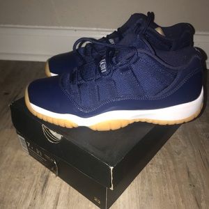 Air Jordan 11 Retro Low